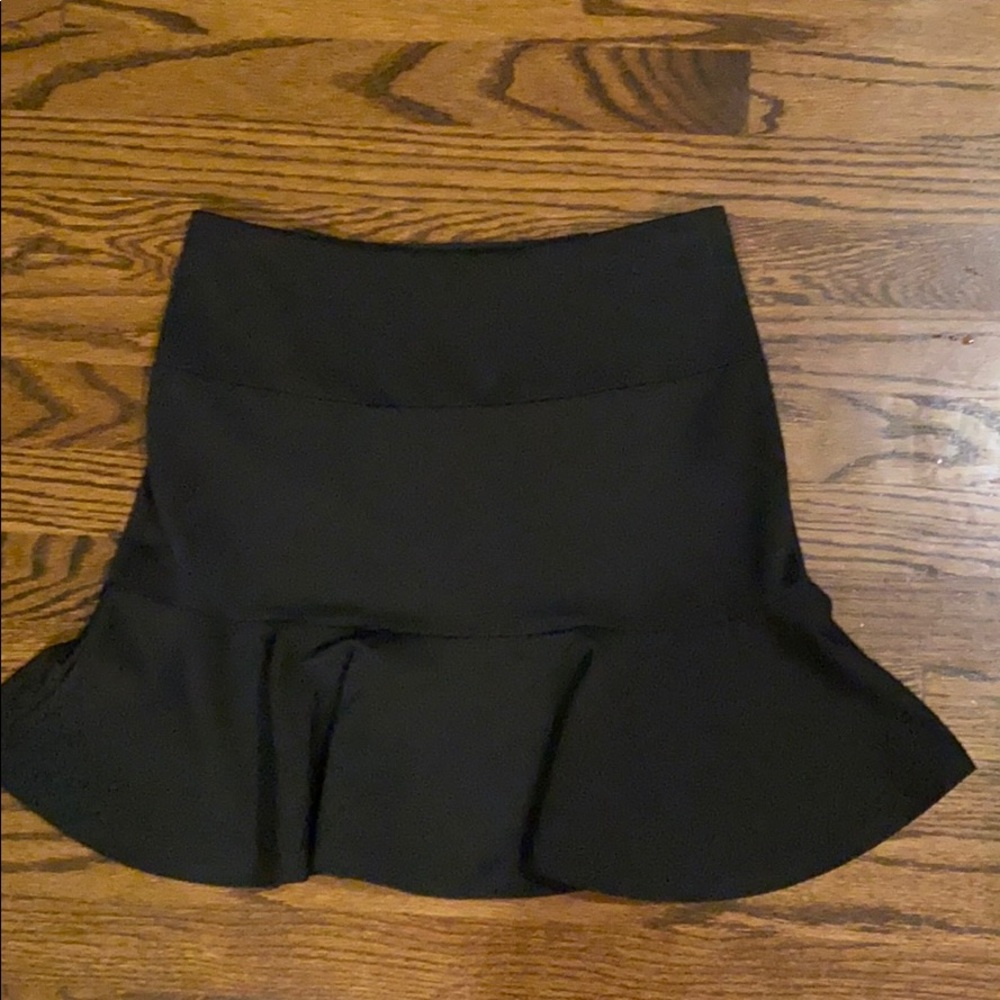 Black mini skirt size medium